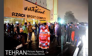 هواداران شب قبل از شهرآورد ۸۴ 18