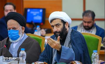 نشست هم اندیشی شهردار تهران با نخبگان منطقه 17