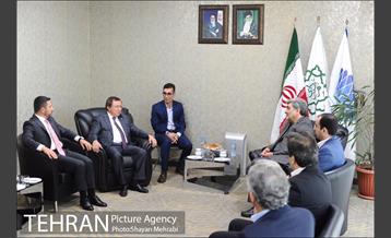 دیدار محمت دومان دبیرکل سازمان شهرهای متحد با پیروز حناچی شهردار تهران 4