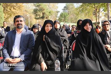 مراسم تقدیر و تکریم از پرستاران شاغل و همسران جانباز منطقه ۱۶ 16