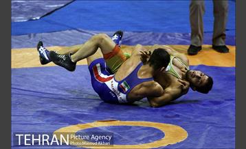 رقابت های عمومی کشتی آزاد بزرگسالان کشور