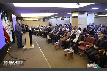 نشست مشترک مدیران و قضات دیوان عدالت اداری و مدیران حقوقی شهرداری‌های کلانشهرهای ایران 22
