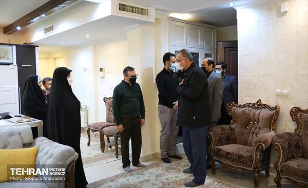 حضور شهردار تهران در منزل سردار شهید بیات 1