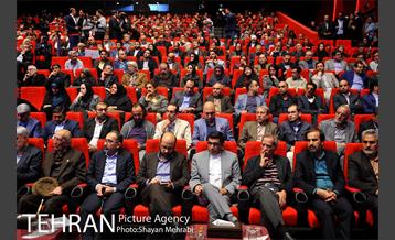 نشست دکتر نجفی شهردار محترم تهران با اهالی فرهنگ، هنر و رسانه