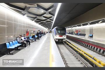 ایستگاه متروی میدان حضرت ولی‌عصر (عچ) 8