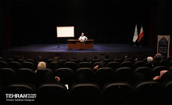 دوره آموزشی کنش‌گری رسانه‌ای آرمانشهر 14