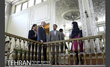 دیدار رئیس مرکز ارتباطات با سفیر فرانسه 17