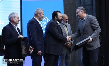 نشست هم‌اندیشی سرمایه‎‌گذاران و مدیران ارشد شهرداری تهران 31