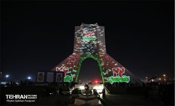 نورافشانی جشن پیروزی انقلاب اسلامی در میدان آزادی 32