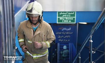 مسابقه پله‌نوردی آتش‌نشانان 19