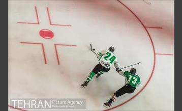 مسابقات هاکی رو یخ 11