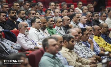 نخستین نشست تخصصی شهرداران شب تهران 61