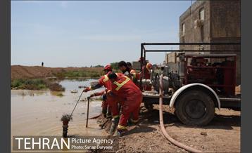 عملیات تخلیه کامل آب شهرک مسکونی پیام اهواز 24