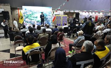 افتتاح نمایشگاه عکس ویتنام در ایستگاه مترو تجریش 19