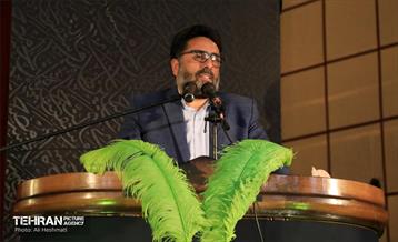 سومین سوگواره شعر عمود ۱8 10