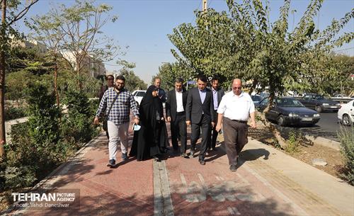 بازدید مدیران شهری از پروژه باغ راه حضرت فاطمه(س) 24