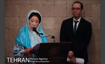 شکوفه های گیلاس و افسانه گنجی در موزه امام علی 7