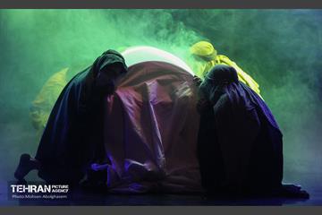 نمایش آیینی خانه ای از گل و اندوه 2