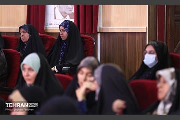 آیین رونمایی از کتاب «ایرانی بودن افتخار دارد» 15