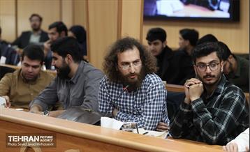 نشست صمیمانه شهردار تهران با تشکل های اسلامی دانشجویی 17