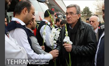 برانکو: آتش نشانان قهرمان هستند