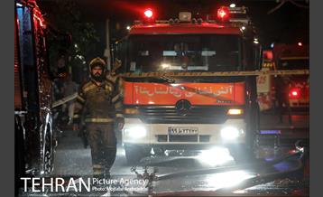 آتش‌سوزی ساختمان چهار طبقه در خیابان فخر رازی 17