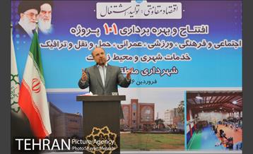 آیین افتتاح و بهره برداری از پروژه های منطقه 15 با حضور دکتر قالیباف 33