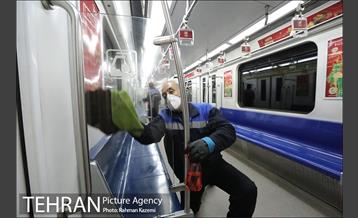 آغاز عملیات ضدعفونی کردن مترو تهران 20