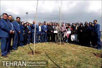 آیین پاسداشت شهدای محیط بان در برج میلاد 21
