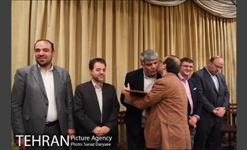 مراسم تکریم و معارفه مدیرعامل و هیات مدیره شهر سالم 28