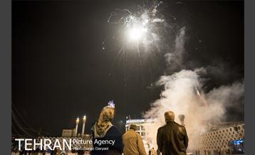 نورافشانی میدان امام حسین(ع) به مناسبت نیمه شعبان‎ 7