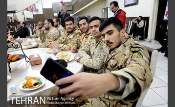 شب یلدا در کنار حافظان امنیت 13