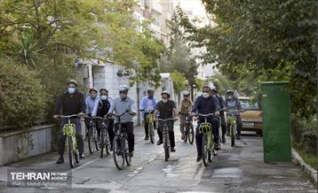 پویش سه شنبه های بدون خودرو در منطقه 8