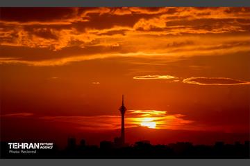وقتی هنوز میلاد نبود 43