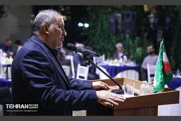نشست شهردار تهران با اهالی شعر و ادب 26