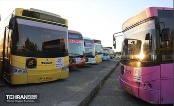 آیین بدرقه کاروان اعزامی اتوبوس های خادم الحسین (ع) 5