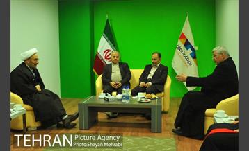 نشست شهردار تهران با رهبران ادیان توحیدی و جمعی از چهره های برجسته اقلیت دینی‎ 4