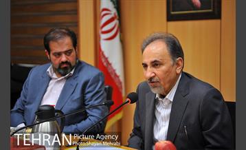 نشست صمیمانه دکتر نجفی با خبرنگاران حوزه شهری 8