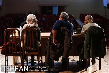 اکران و نقد فیلم سینمایی رگ خواب در دانشگاه امیرکبیر‎ 22