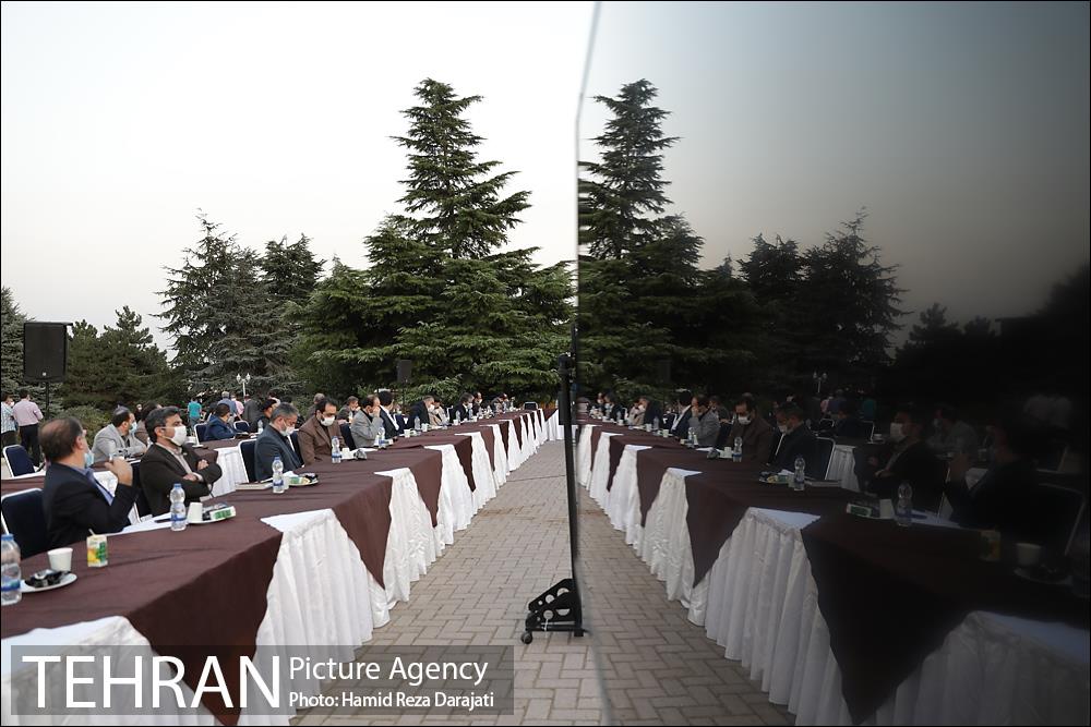 نشست دورنگاه ارتباطات شهر تهران 8