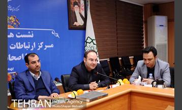 نشست صمیمانه رئیس مرکز ارتباطات شهرداری تهران با اصحاب رسانه 21