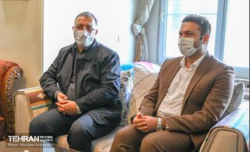 دیدار شهردار تهران باخانواده شهید  اکبرپورسرابی 6