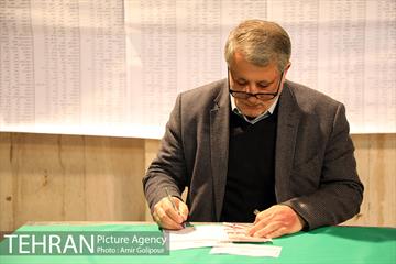 شرکت محسن هاشمی رئیس شورای اسلامی شهر تهران در انتخابات مجلس شورای اسلامی 13