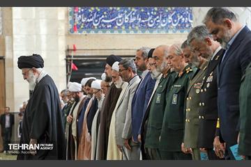 نماز عید فطر در مصلی تهران 42