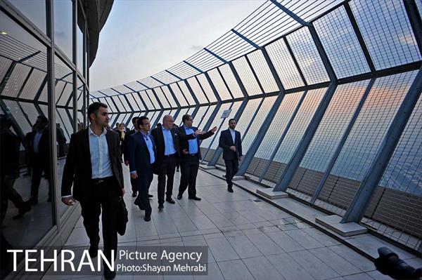 بازدید وزیر فرهنگ و رسانه های جمهوری صربستان از برج میلاد تهران 11