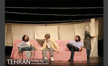 نمایش ایوانف‎ 4