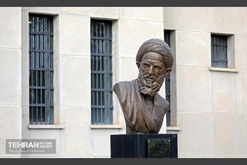 باغ موزه قصر (زندان سیاسی)‎ 31