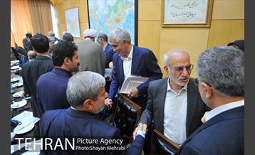 جلسه کمیسون عمران مجلس شورای اسلامی با حضور شهردار تهران 50