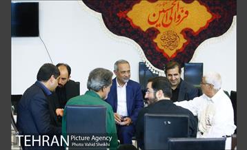 بازدید معاون اقتصادی رئیس جمهور از نمایشگاه عطر سیب 16