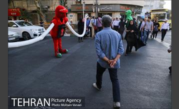 اختتامیه نمایش های خیابانی پویش از خودمان شروع کنیم 5